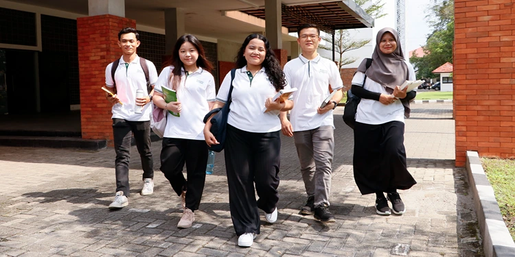 Foto: Tanoto Foundation, resmi membuka kembali pendaftaran beasiswa dan program pengembangan kepemimpinan TELADAN Cohort 2027 bagi mahasiswa jenjang Strata Satu (S1) di sepuluh perguruan tinggi mitra.(Dok:Tanoto Foundation)